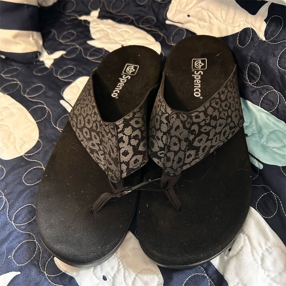 Spenco Women's Leopard Print Slip-On Flip Flop Sandals Size 9 Black